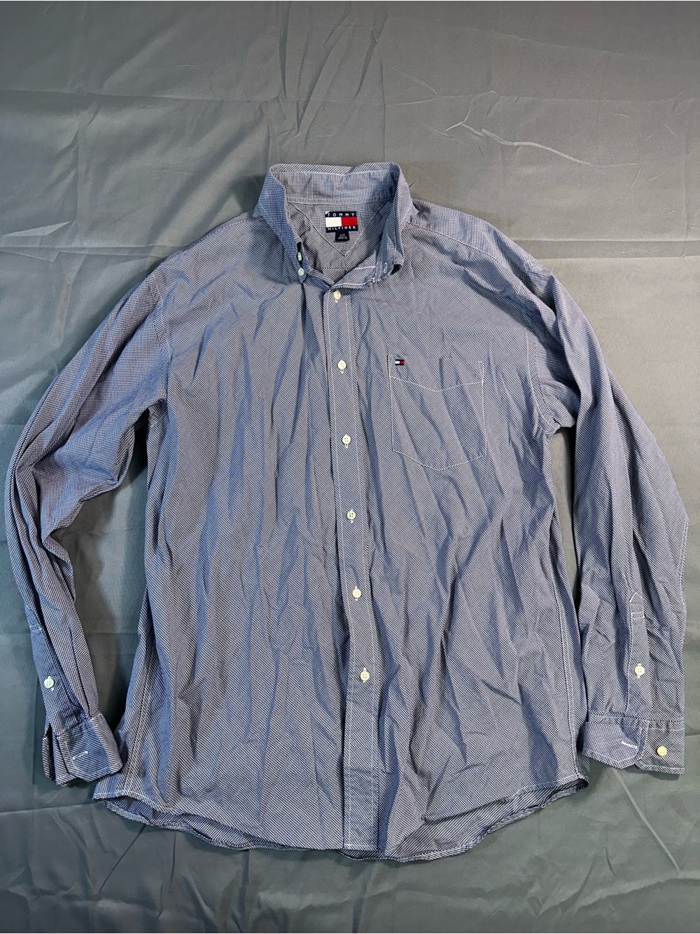 Tommy Hilfiger Men’s Light Blue Micro-Pattern Button-Down Shirt